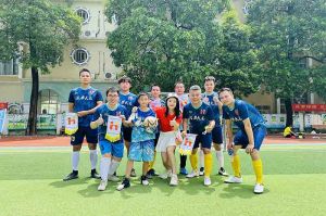 “足”够精彩！球友会（中国）集团“足”梦大龙街首届五人制男子公益足球赛